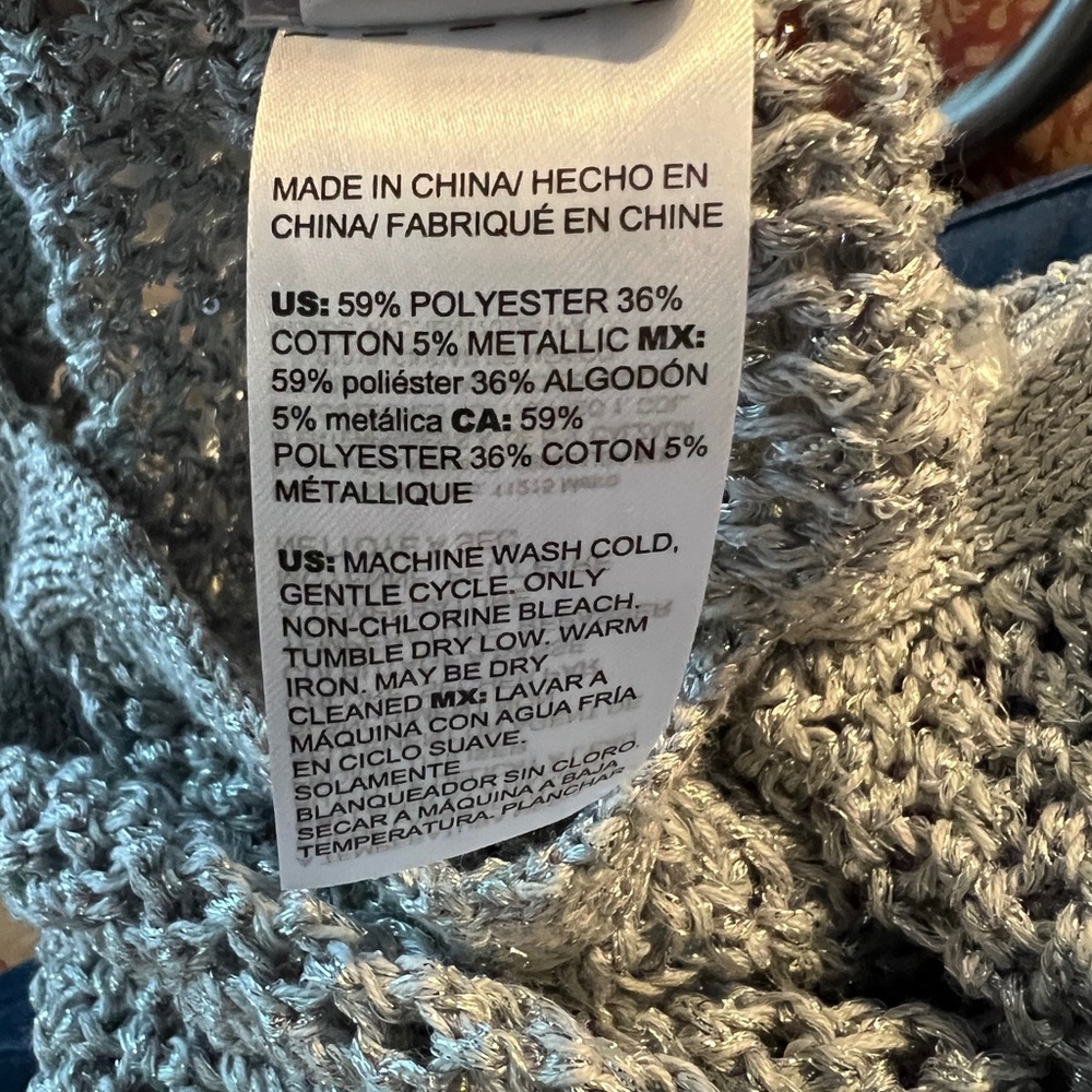 Chico's Gray Crew Neck Sweater with Textured Knit Size 1 - Picture 6 of 6